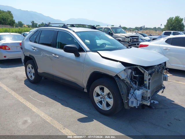 Toyota RAV4 LE 2021 2T3F1RFV0MC221714 Image 1