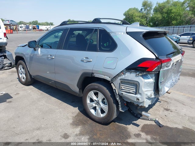 Toyota RAV4 LE 2021 2T3F1RFV0MC221714 Image 3