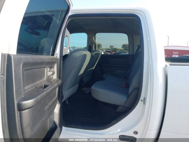 3C6UR5CJ5JG300971 RAM 2500 Tradesman  4x4 6'4 Box