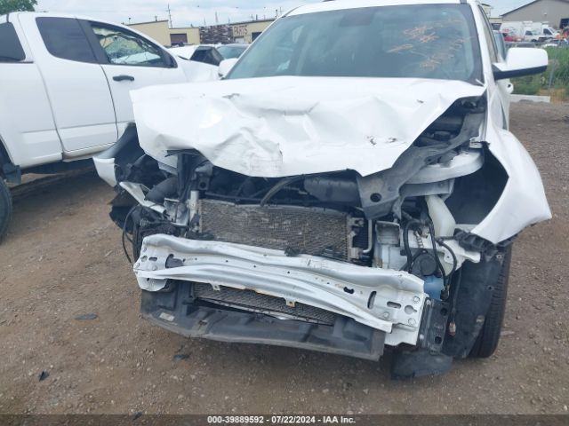 2GNFLFEK8H6224738 Chevrolet EQUINOX LT