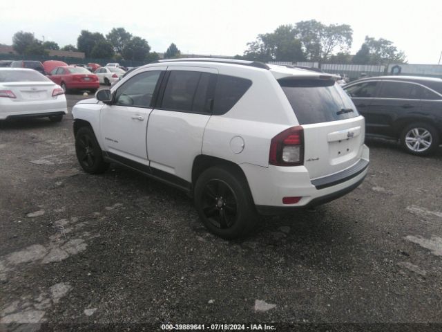 1C4NJDEB6FD105213 Jeep Compass Latitude