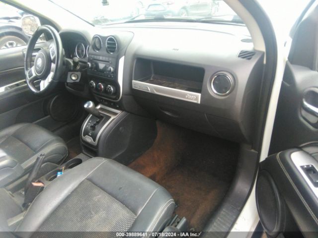 1C4NJDEB6FD105213 Jeep Compass Latitude