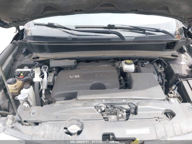 5N1DR2MNXJC669493 Nissan Pathfinder S