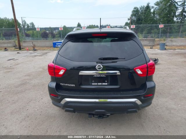 5N1DR2MNXJC669493 Nissan Pathfinder S