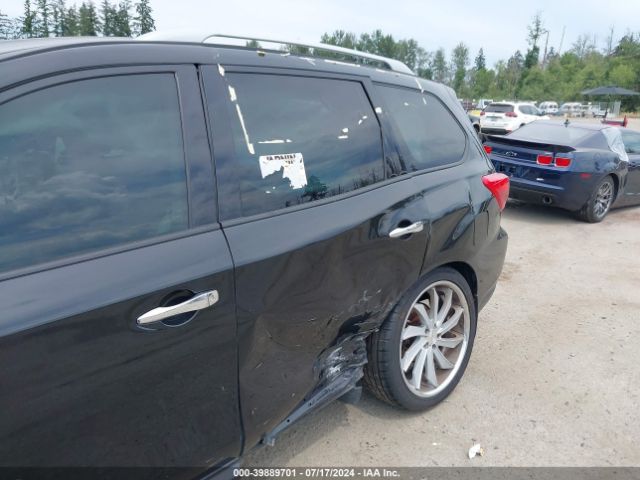 5N1DR2MNXJC669493 Nissan Pathfinder S
