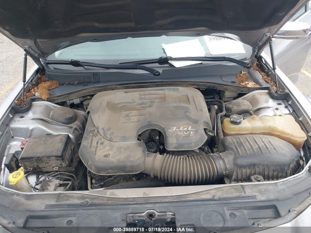 2C3CCAEGXFH868273 Chrysler 300C