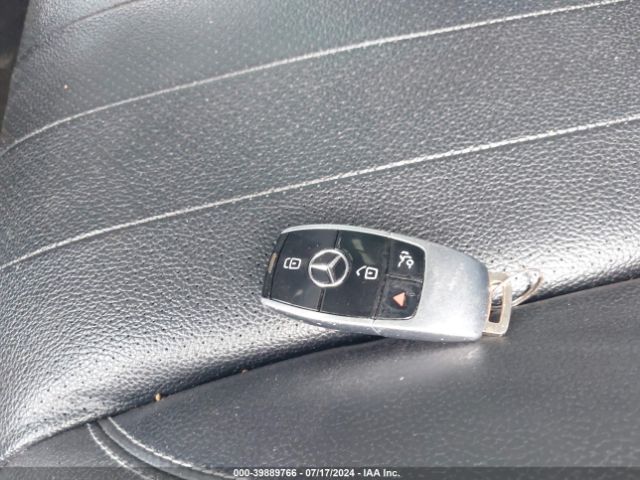 WDDZF4KB5JA345523 Mercedes-Benz E 300 4matic