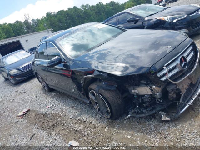 WDDZF4KB5JA345523 Mercedes-Benz E 300 4matic