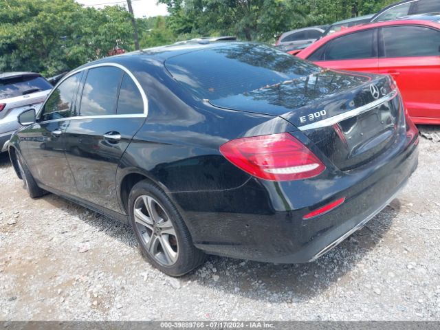 WDDZF4KB5JA345523 Mercedes-Benz E 300 4matic