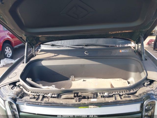 7PDSGABA5PN014546 Rivian R1s Adventure