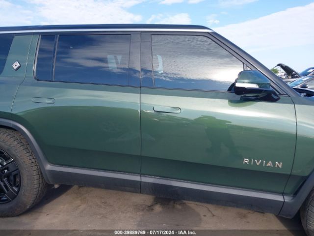7PDSGABA5PN014546 Rivian R1s Adventure