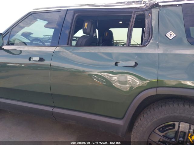 7PDSGABA5PN014546 Rivian R1s Adventure