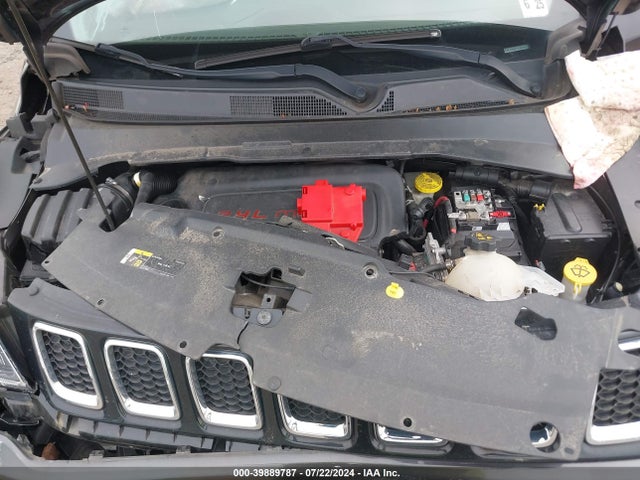 3C4NJDBBXLT165103 Jeep Compass Latitude 4x4