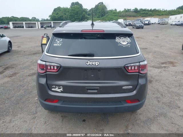 3C4NJDBBXLT165103 Jeep Compass Latitude 4x4