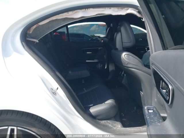W1KAF4GB8PR106127 Mercedes-Benz C 300 Sedan
