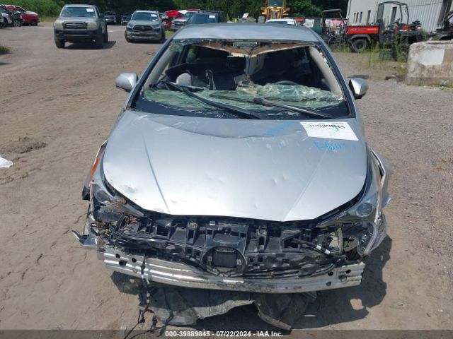 JTDKBRFUXH3573449 Toyota Prius Two