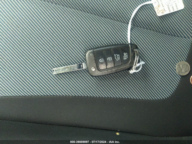 Hyundai Veloster 2.0 2019 KMHTG6AF4KU014201 Image 11