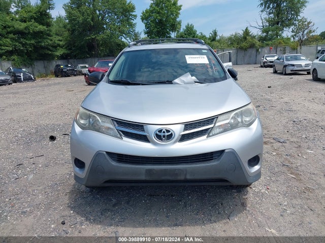 Toyota RAV4 LE 2015 2T3ZFREVXFW137563 Image 12
