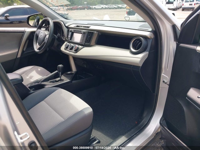 Toyota RAV4 LE 2015 2T3ZFREVXFW137563 Image 5