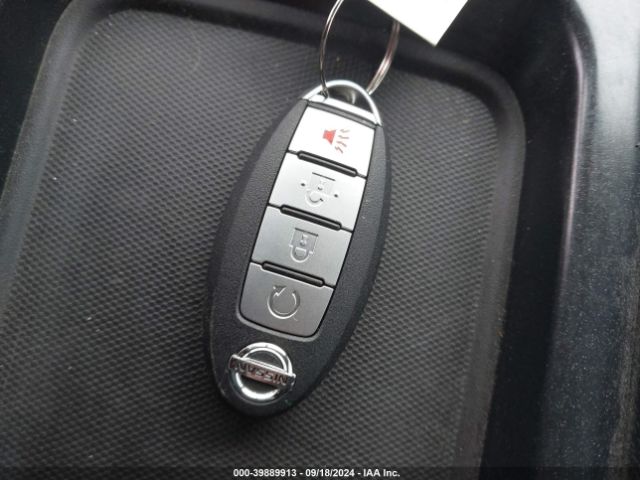 5N1AT2MV9HC877878 Nissan ROGUE SV