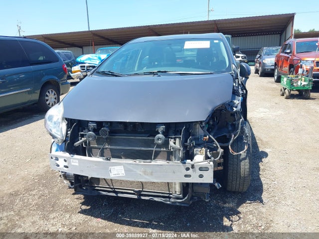 Toyota Prius Two 2014 JTDKN3DU0E0381557 Image 6