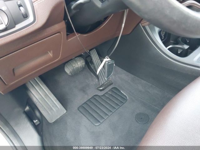 WBXJG9C0XM5T03797 BMW X1 Xdrive28i