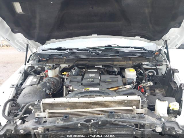 3C6UR5CL1JG396826 RAM 2500 Tradesman  4x4 6'4 Box