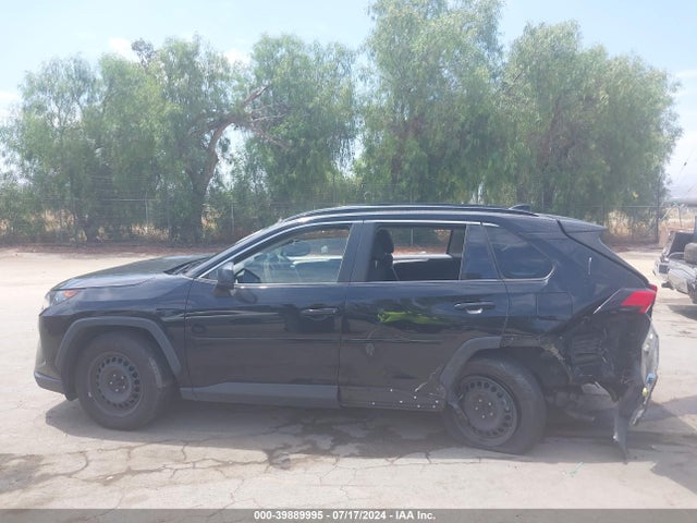 Toyota RAV4 LE 2019 JTMH1RFV9KD037194 Image 14