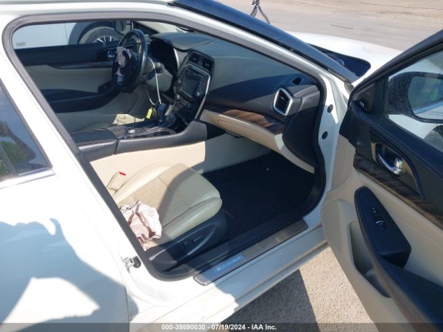 1N4AA6AP8HC406219 Nissan Maxima 3.5 Platinum