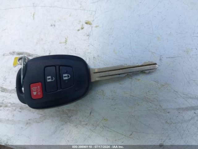 JTDKDTB38E1063466 Toyota Prius C One