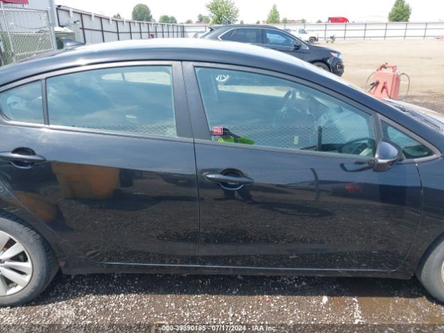 KNAFX4A61G5558515 KIA FORTE LX