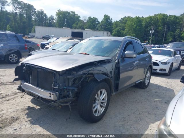 JN8CS1MW2FM482181 Infiniti QX70
