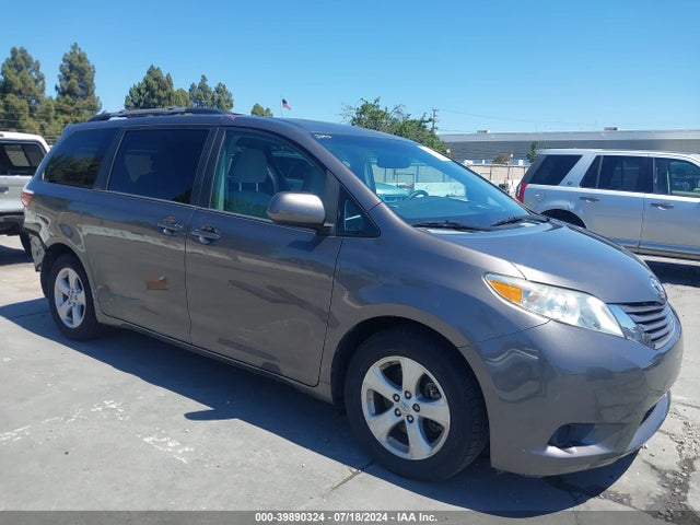 Toyota Sienna Le 8 Passenger 2015 5TDKK3DC0FS635055 main image