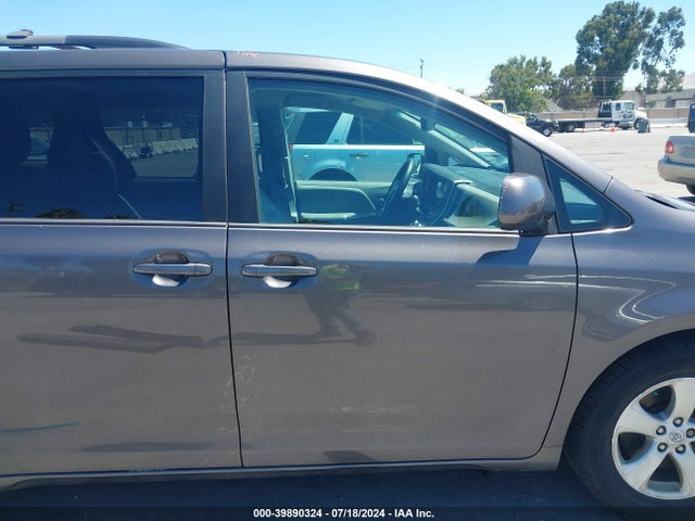 Toyota Sienna Le 8 Passenger 2015 5TDKK3DC0FS635055 Image 14
