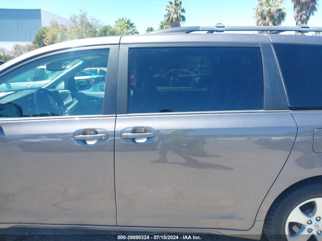 Toyota Sienna Le 8 Passenger 2015 5TDKK3DC0FS635055 Image 15