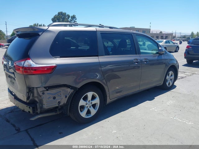 Toyota Sienna Le 8 Passenger 2015 5TDKK3DC0FS635055 Image 4