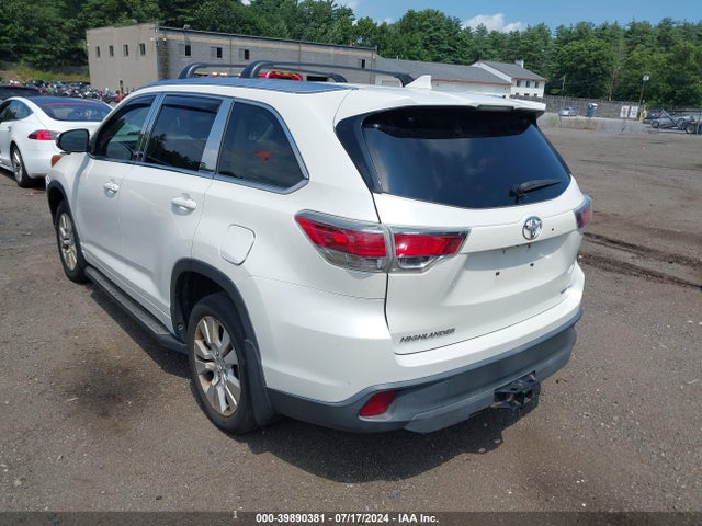 Toyota Highlander Xle V6 2015 5TDJKRFH7FS143615 Image 3