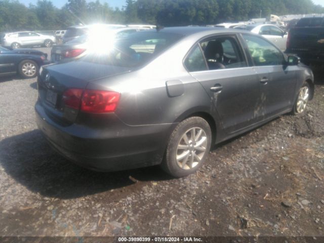 3VWD17AJ6EM412312 Volkswagen Jetta 1.8t Se