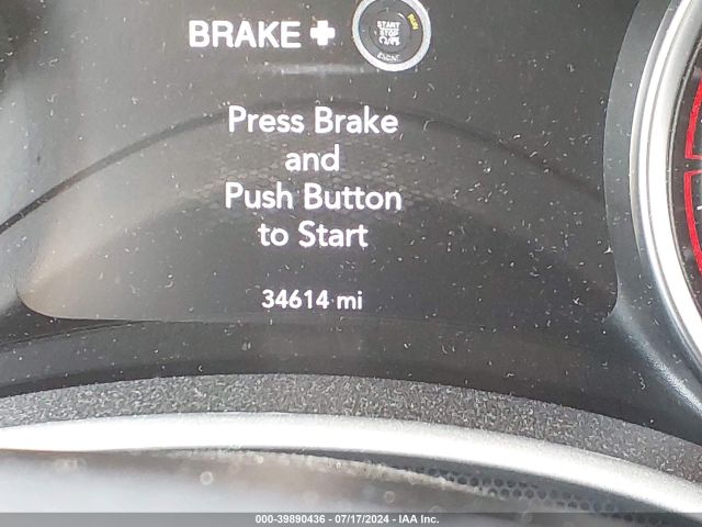 2C3CDXHG1JH187584 Dodge Charger Sxt Plus Rwd