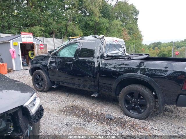 1C6RR7GG6LS142250 RAM 1500 Classic Warlock Quad Cab 4x4 6'4 Box