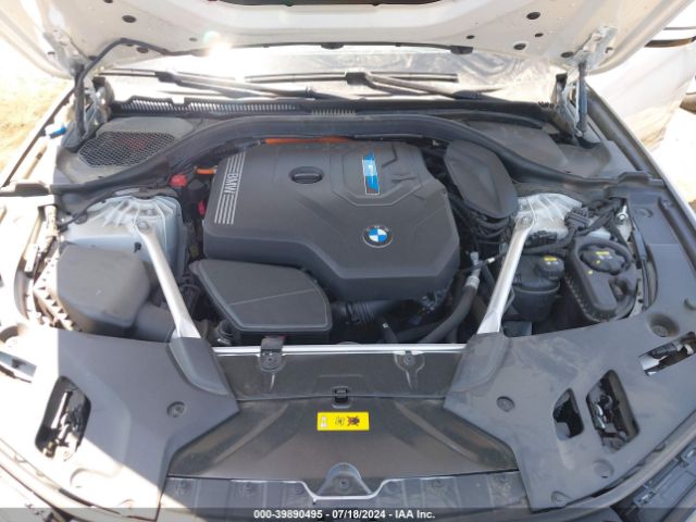 WBA13AG07NCH72542 BMW 530e