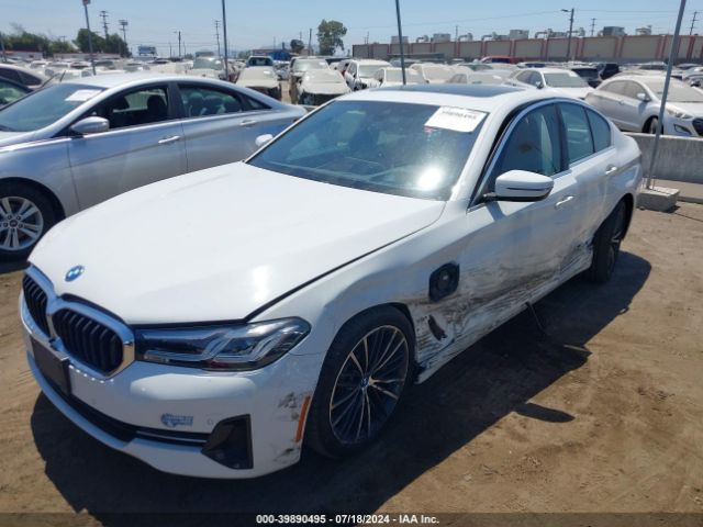 WBA13AG07NCH72542 BMW 530e