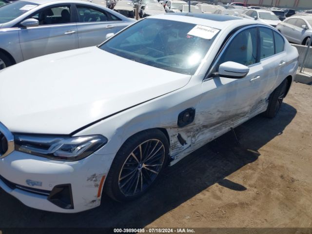 WBA13AG07NCH72542 BMW 530e
