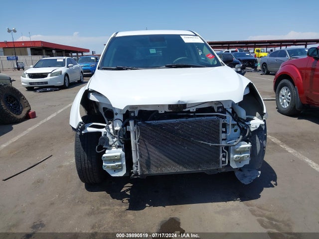 Chevrolet EQUINOX LS 2017 2GNALBEKXH1534390 Image 13