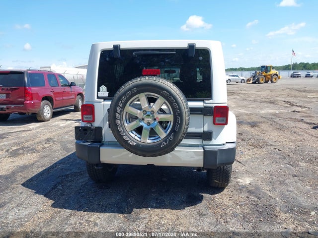1C4BJWEG7HL684263 Jeep Wrangler Unlimited Sahara 4x4