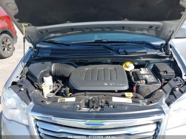 2C4RC1BG4GR160056 Chrysler Town & Country Touring