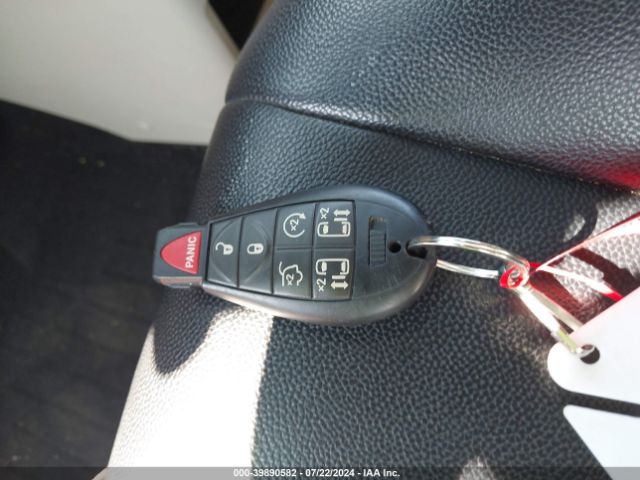 2C4RC1BG4GR160056 Chrysler Town & Country Touring