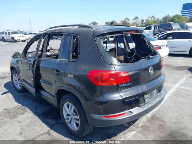WVGAV7AX1FW601946 Volkswagen TIGUAN S