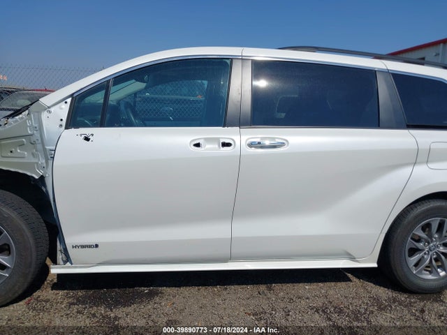 Toyota SIENNA XLE 2021 5TDJSKFC6MS032224 Image 15