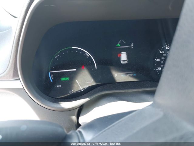 5TDKRKEC7NS118743 Toyota SIENNA LE